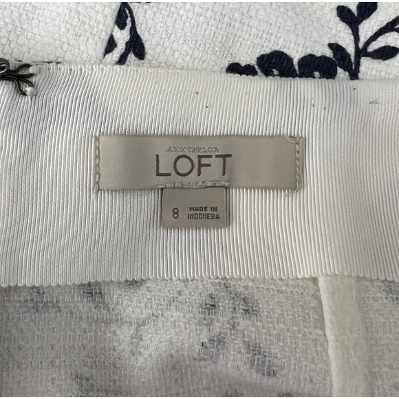 Loft Skirt Womens 8 White Blue Floral Pencil Skirt‎ Straight Flower Bloomcore - Picture 6 of 7
